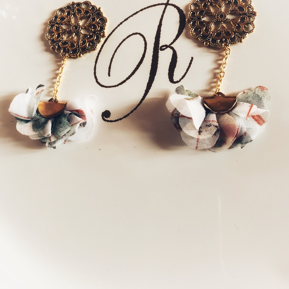 White and green Flowered gold Dangly Earrings